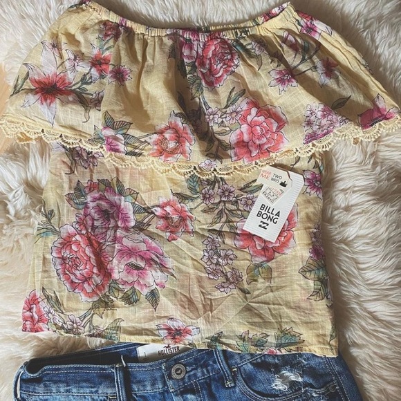Billabong off the shoulder top - Picture 1 of 2